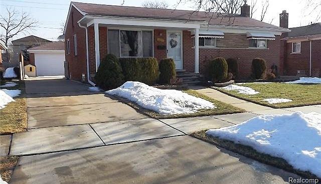 1st image of 20375 Fairview Dr