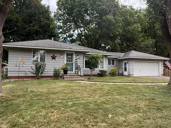 709 7th St, Farmington, MN 55024