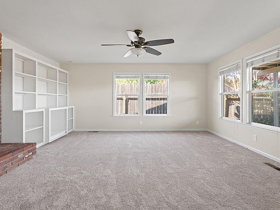 5th image of 780 Malaga Drive