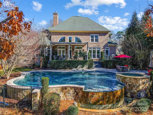 13612 Robert Walker Dr, Davidson, NC 28036