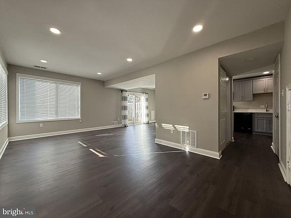 5th image of 18540 Bay Leaf Way
