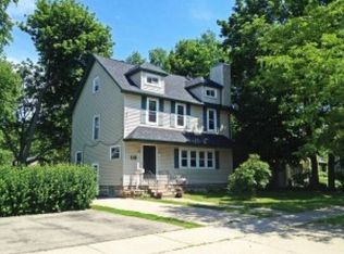 118 N Meade St, Appleton, WI 54911