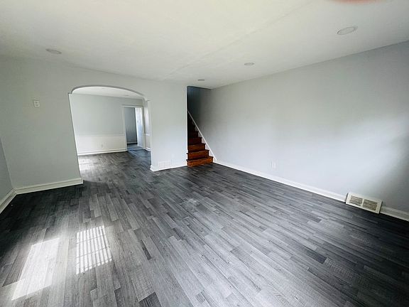 3rd image of 3110 Teesdale St #1