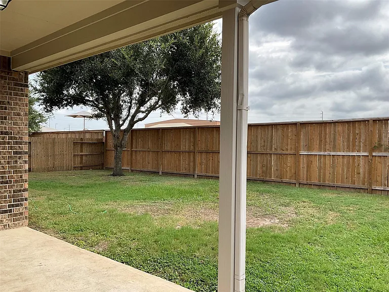 10022 Western Pine Trl — Photo 29