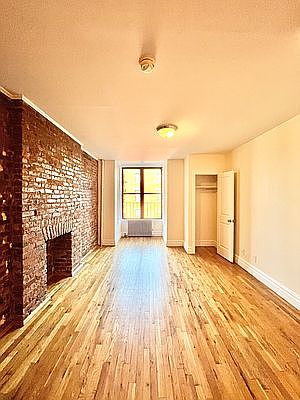 1st image of 260 Saint James Pl APT 3B
