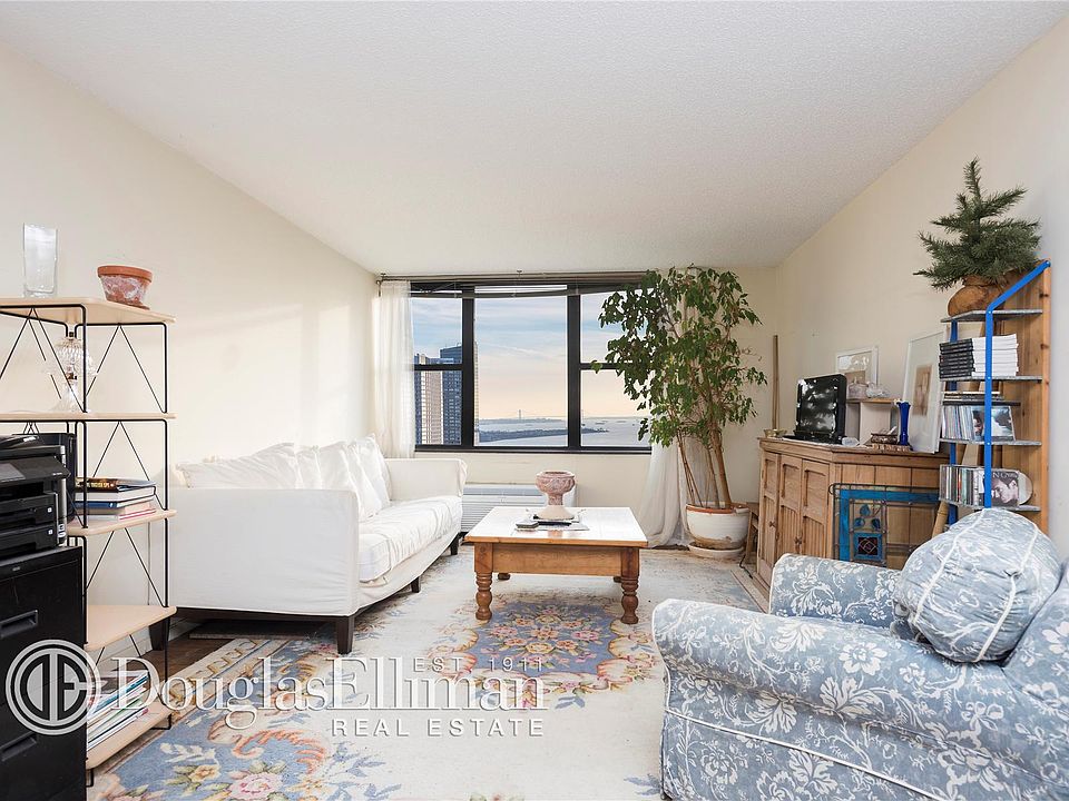 1st image of 355 S End Ave APT 28L