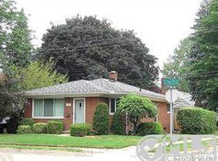 1327 E 4th St, Royal Oak, MI 48067
