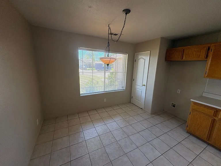 3832 W Sweet Ave — Photo 23