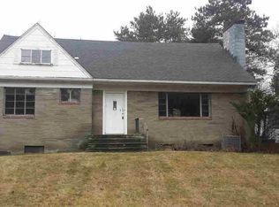 247 Wilbur Blvd, Poughkeepsie, NY 12603