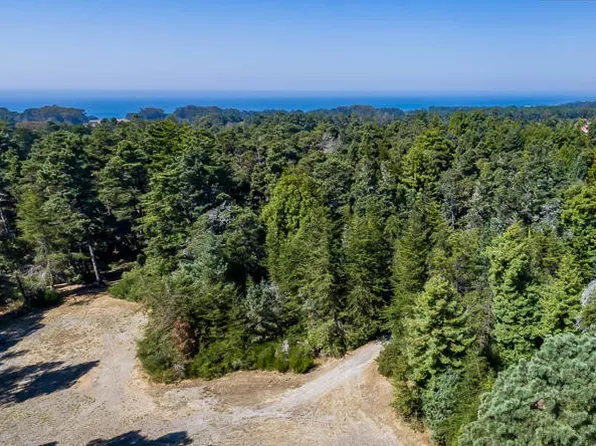 17625 Boice Ln, Fort Bragg, CA 95437