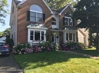 3 Elizabeth Ct, Spring Lake, NJ 07762