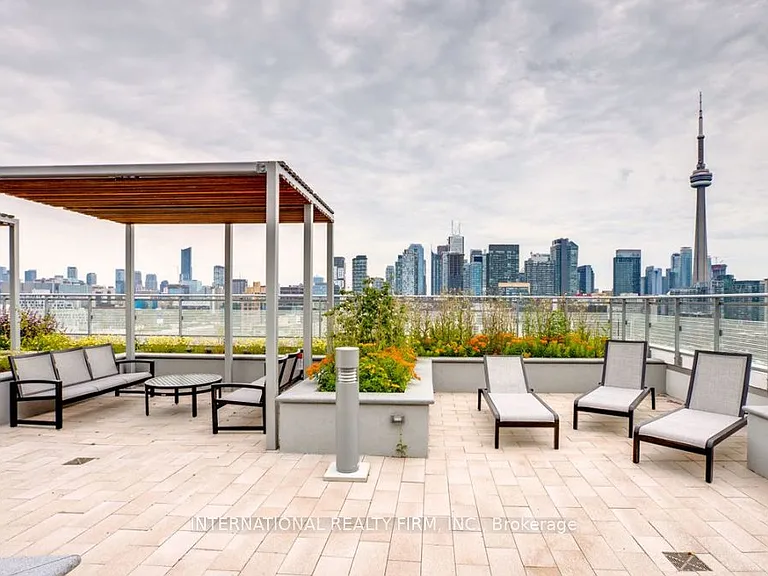 525 Adelaide St W #LPH35 — Photo 31