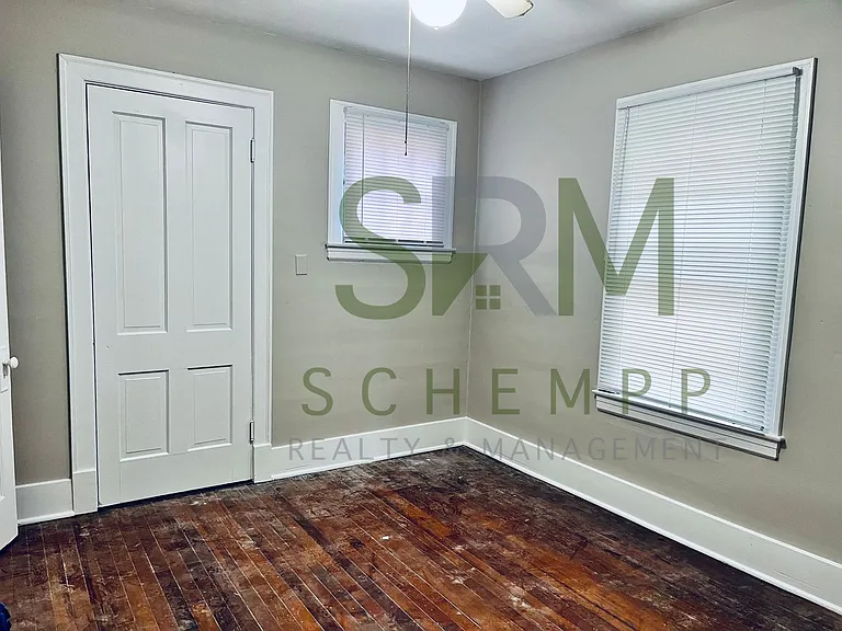 1735 W Hill St — Photo 15