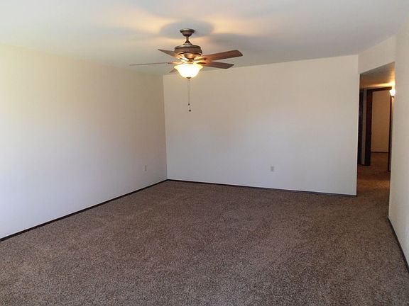 3rd image of 3103 E Delta Ave