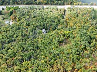 26 Lake Grove Ln, Auburn, ME 04210