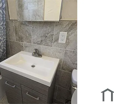 1010 N 69th Way — Photo 28