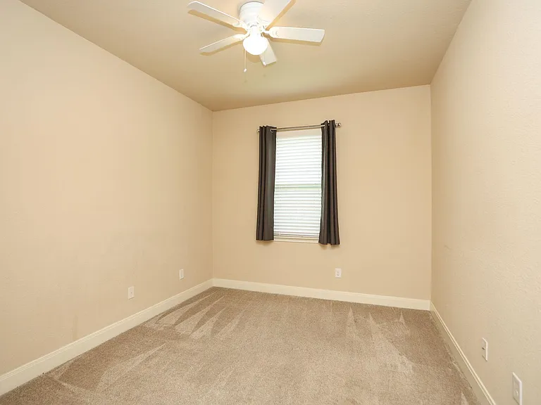 147 W Wading Pond Cir — Photo 29