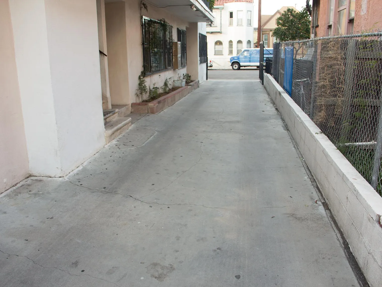 4 bed, $800 — Photo 1