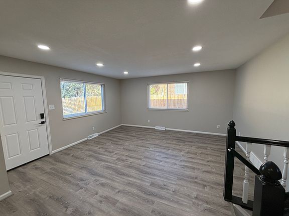5th image of 5918 Newcombe Ct