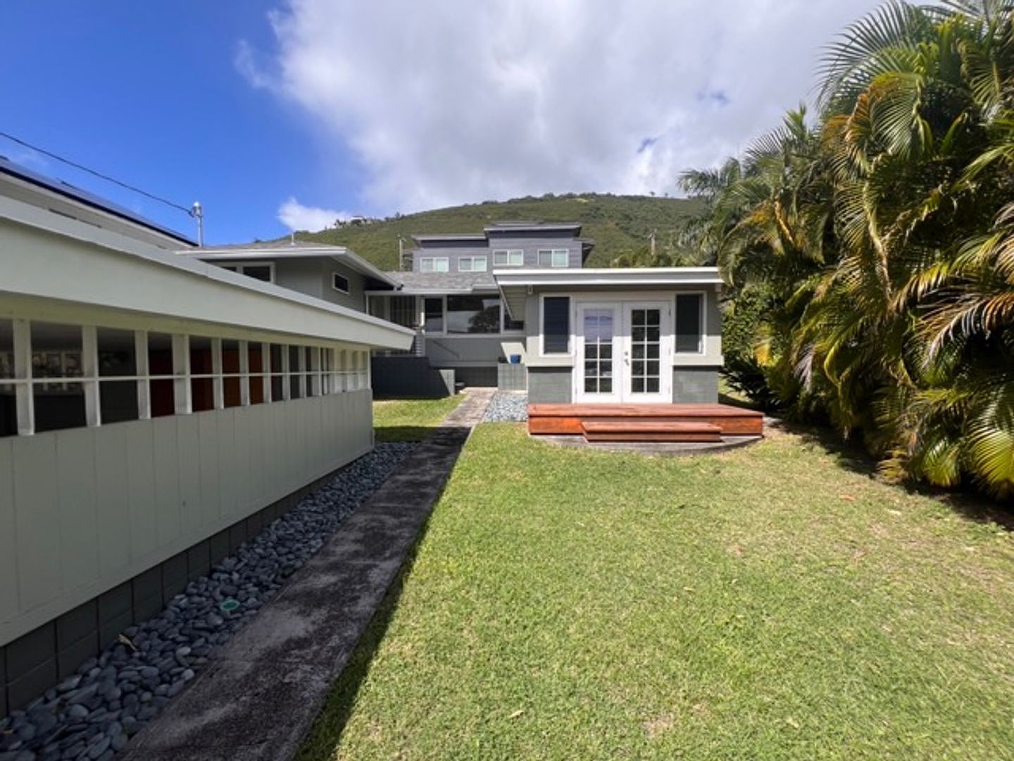2394 E Manoa Rd, Honolulu, HI 96822 Zillow