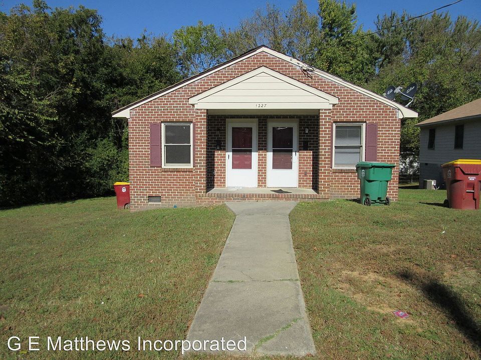 1st image of 1227 McKenzie St #B