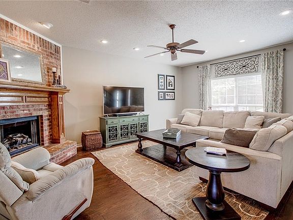 4th image of 1804 Stone Glen Dr