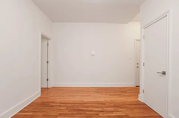 Rented by OGI Management | media 30