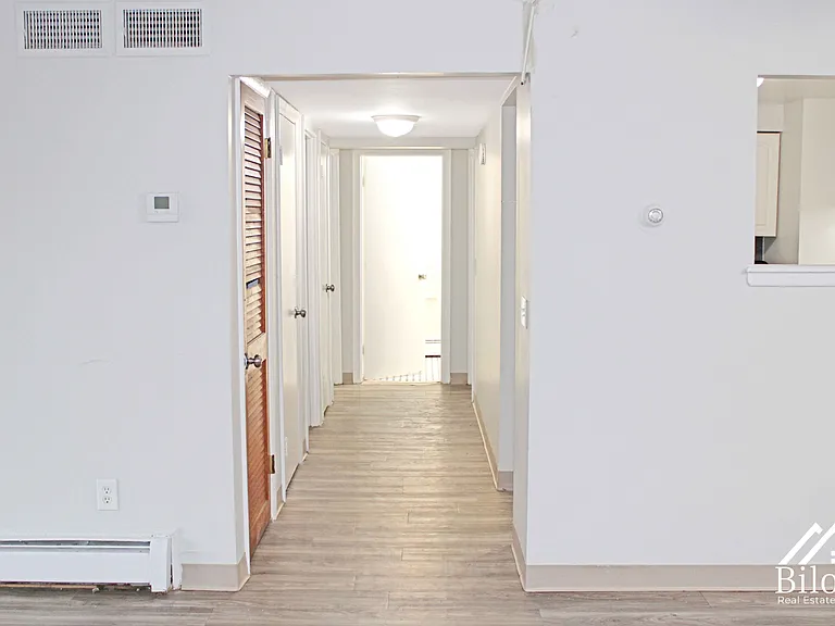 Hillside Terrace Apartments — Photo 23