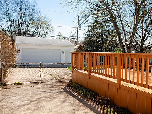 4th image of 175 E Lakeview Ave