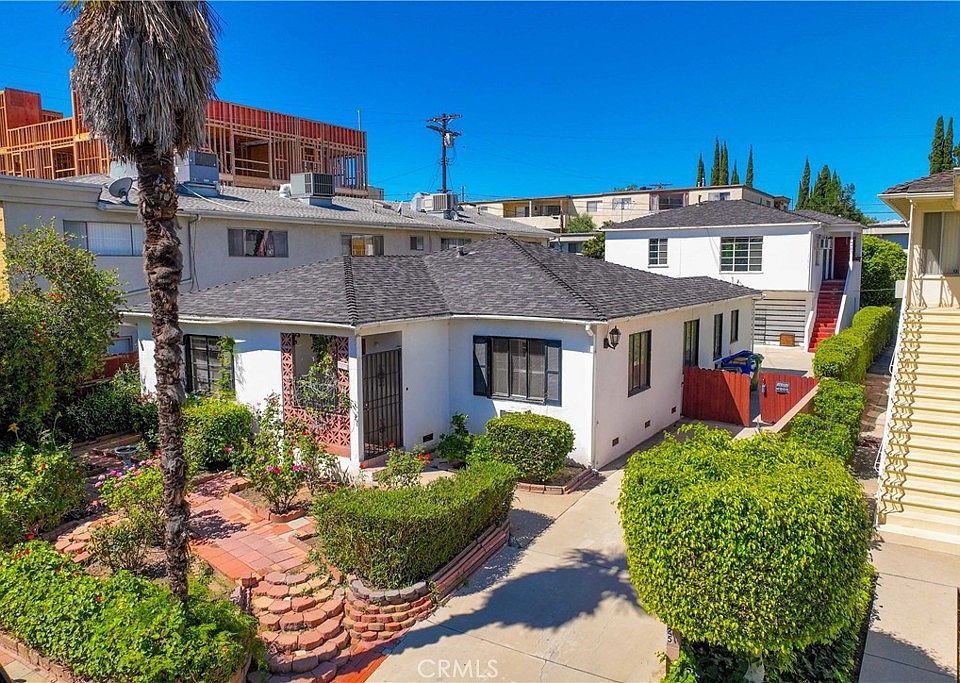1st image of 4423 Cartwright Ave