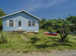 6210 Shelley Dr, Athens, OH 45701