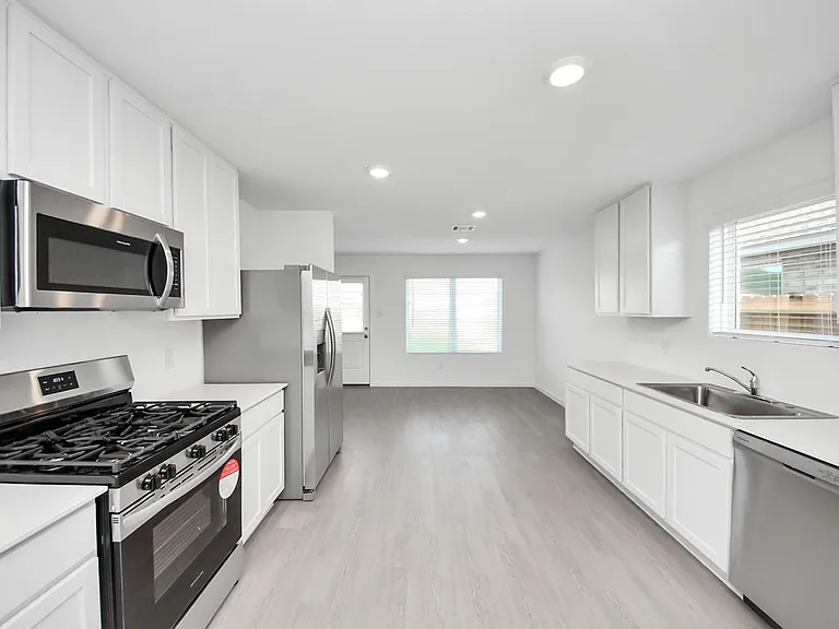 6415 Geyser Starish Dr — Photo 18