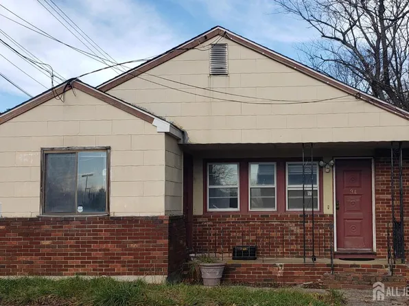 3 Shreve St, Wrightstown, NJ 08562