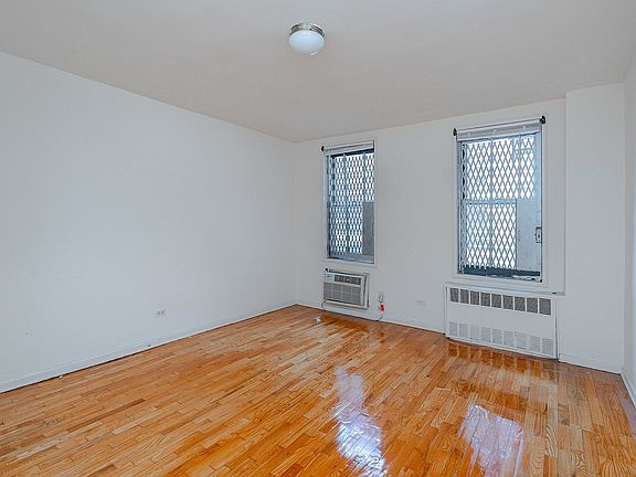 3rd image of 71-40 112th St #2G