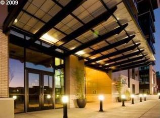 1830 NW Riverscape St APT 802, Portland, OR 97209