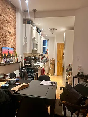 Rented by CitySites Real Estate Group | media 2