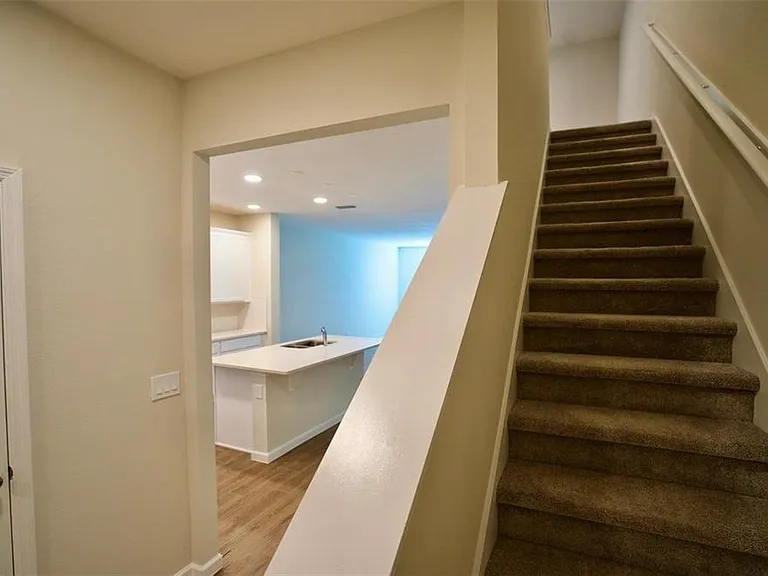 14819 Harvest St — Photo 9