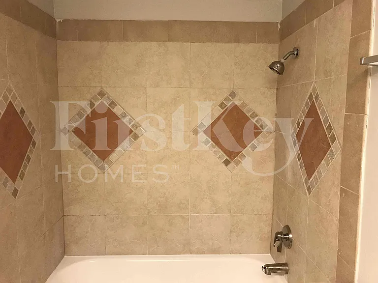 7629 W Flower St — Photo 10