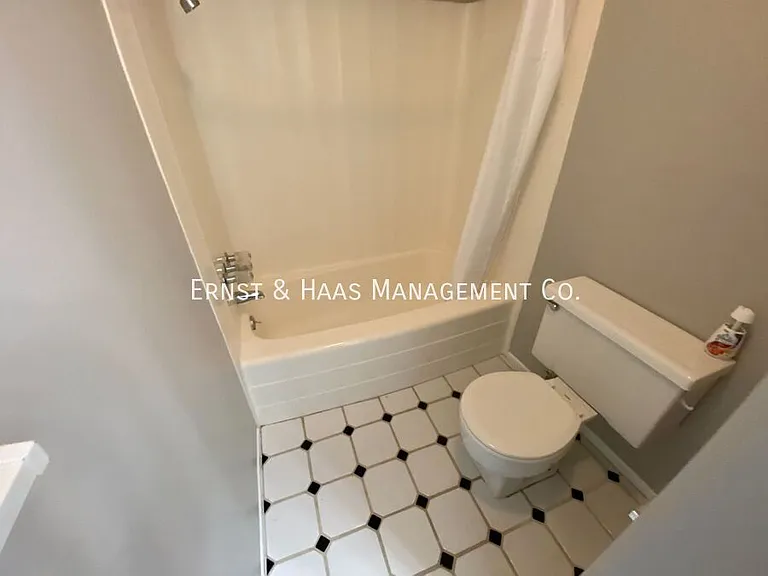 576 N Bellflower Blvd #237 — Photo 18