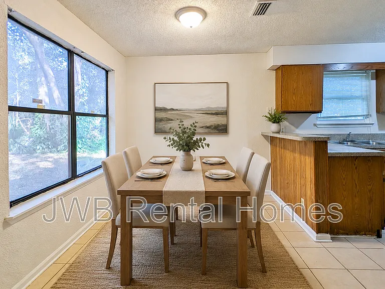 4442 Georgetown Dr — Photo 5
