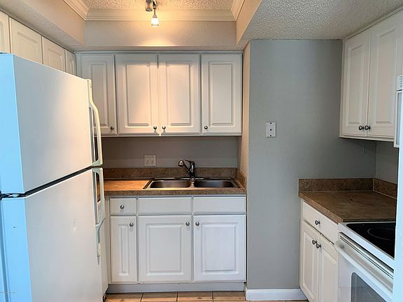 5th image of 100 Fairway Park Blvd Unit 2112