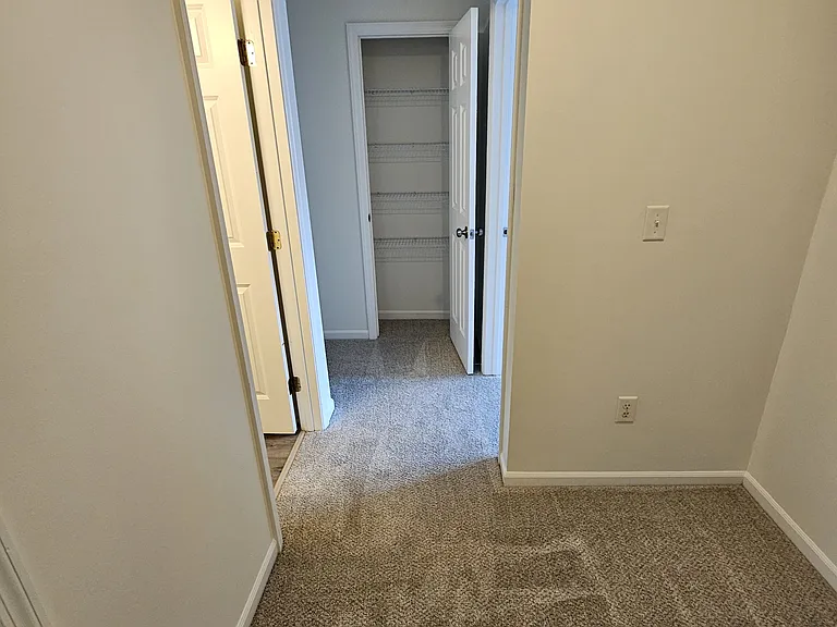 126 Wagnalls Ct — Photo 9