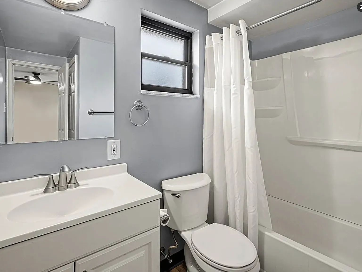 1 bed, $1,200 — Photo 3