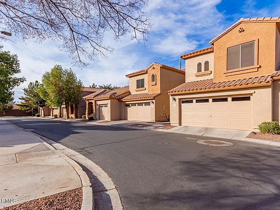 3rd image of 2600 E SPRINGFIELD Place #88