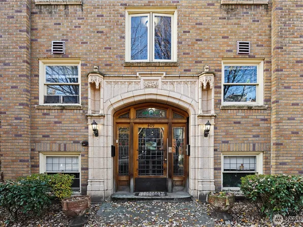 409 10th Avenue E, Seattle, WA 98102