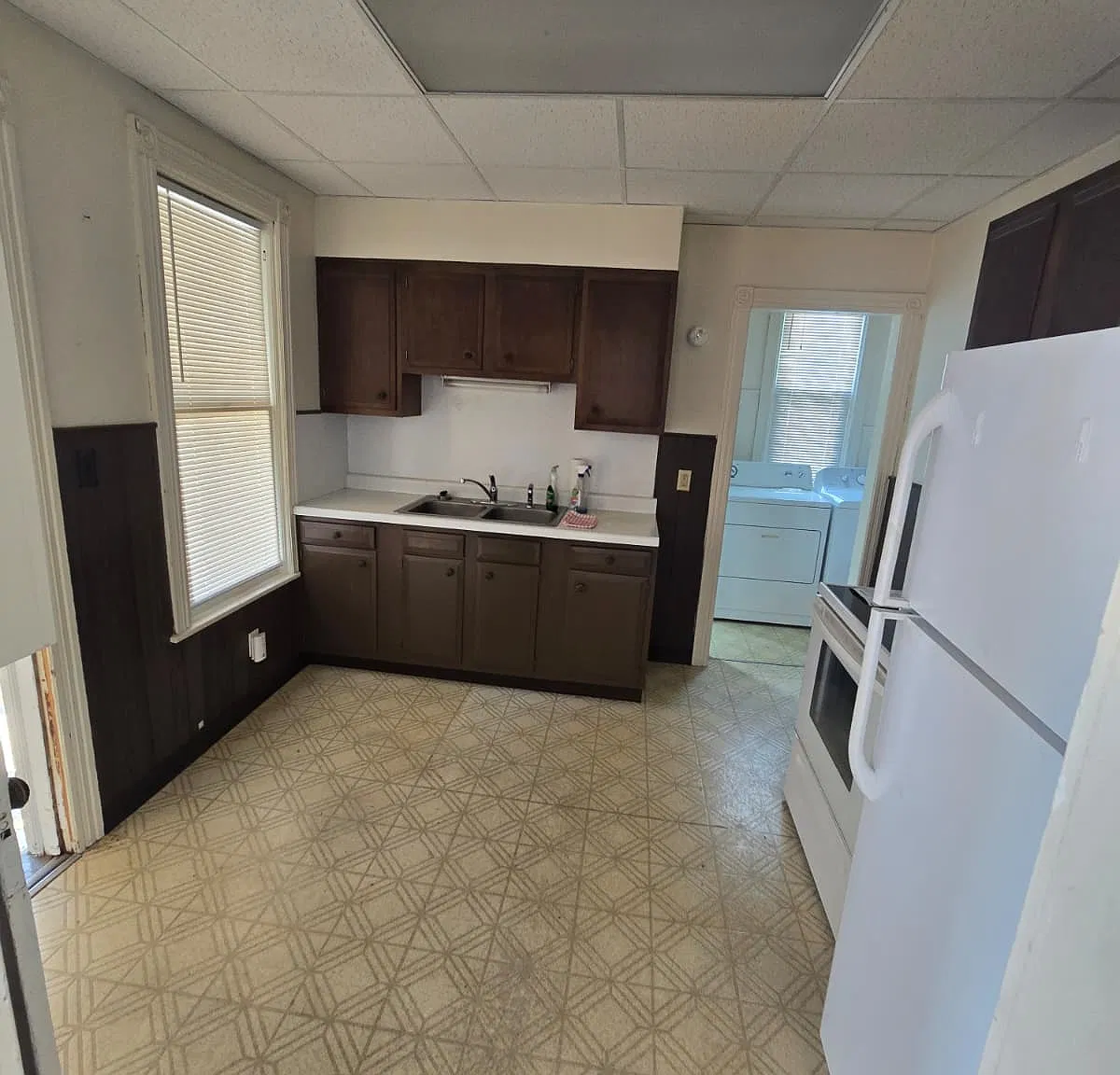 1 bed, 1350 sqft, $1,250 — Photo 3
