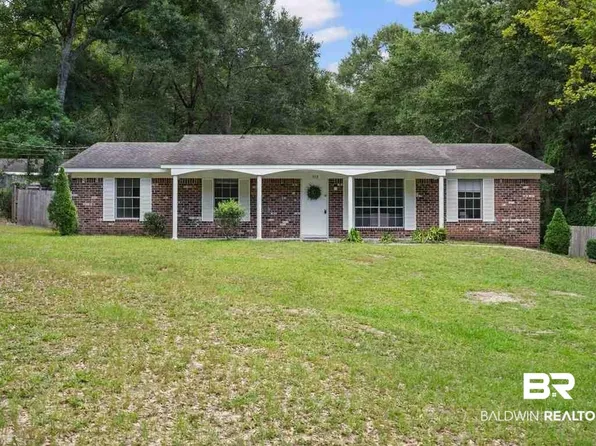 915 Caroline Ave, Daphne, AL 36526