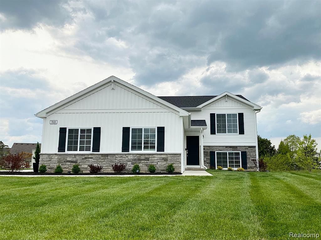 7018 Marigold Dr, Grand Blanc, MI 48439 MLS 20230040633 Zillow