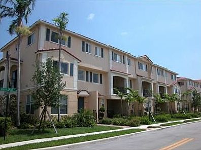 1st image of 3134 N Oasis Dr