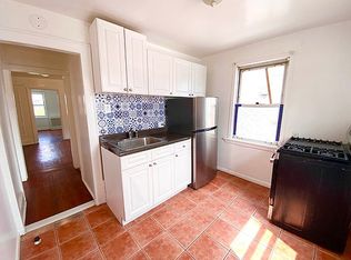 2104 29th Ave #2, Astoria, NY 11102